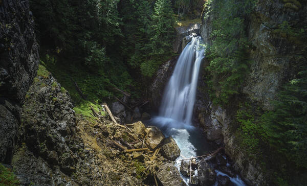 Strathcona Provincial Park, waterval Lady Falls