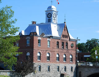 Pembroke City Hall, Pembroke